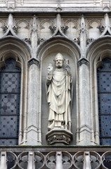 Fototapeta na wymiar Statue of Saint, Saint Germain-l'Auxerrois church, Paris