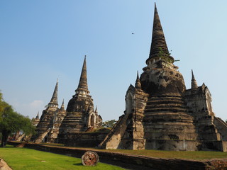 Fototapeta premium The Wat Phra Si Sanphet is a Buddhist temple located in Ayutthaya, Thailand. This place also be one of ayutthaya historical park.
