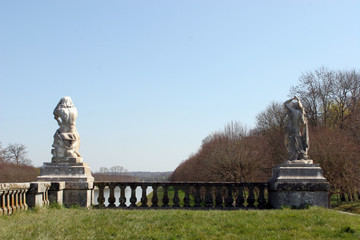 Fototapeta premium France, park of Fontainebleau palace