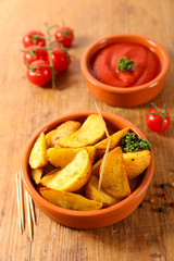 spanish tapas, fried potato and tomato sauce