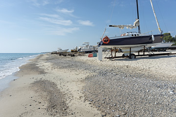 Italia Calabria barche sulla spiaggia