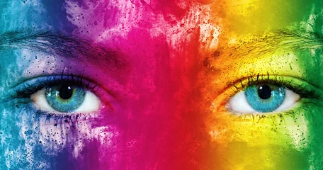 Regenbogenfarbenes Gesicht © Jürgen Fälchle