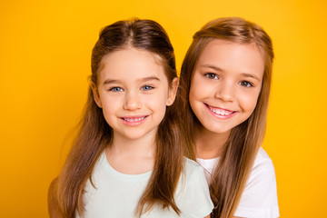 Close-up portrait of her she two nice cute sweet attractive lovely pretty cheerful cheery positive...