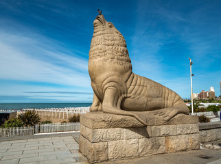 Symbol Mar Del Plata in the form of a sea lion - obrazy, fototapety, plakaty
