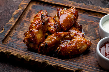 chicken wings in barbecue sauce