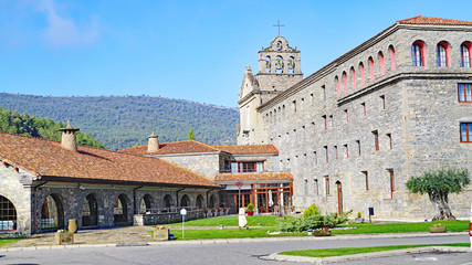 Obraz premium Monasterio del Carmen en Boltaña, Pirineo aragonés, Huesca, Aragón, España