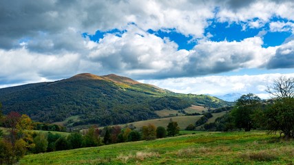 Obraz premium Beautiful polonina Carynska mountain in Bieszczady mountains in Poland