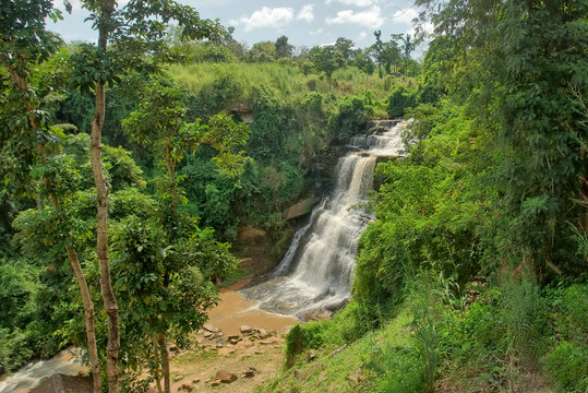 Fototapeta Kintampo waterfalls (Sanders Falls during the colonial days) -  one of the highest waterfalls in Ghana.  