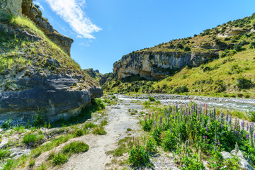 Fototapeta na wymiar cave stream scenic reserve, arthurs pass, new zealand 32