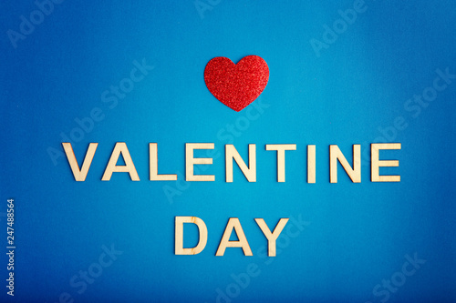 Happy Valentine Day Beautiful Card Wallpaper With One Red Heart In
