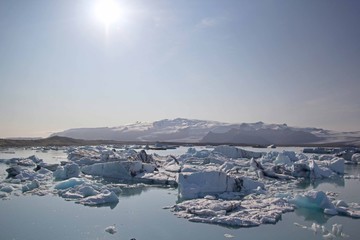 Obraz premium Icelandic ocean and lake view of icebergs