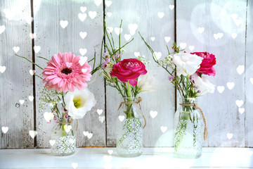  Frühlingsblumen - Blümchen in der Vase mit vielen Herzen
