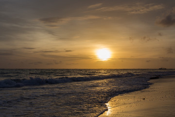 Sonnenaufgang über der Karibik, Dominikanische Republik