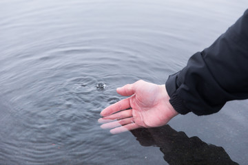 Fototapeta premium Kochendes Wasser in einem See mit Geothermie