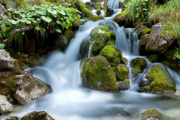 fliesendes Wasser Langzeitbelichtung