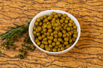 Marinated green peas