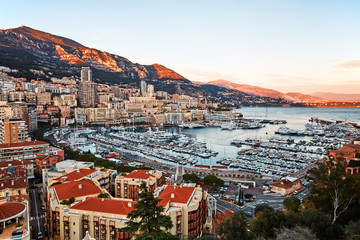 Fototapeta premium Monaco city and port at sunset