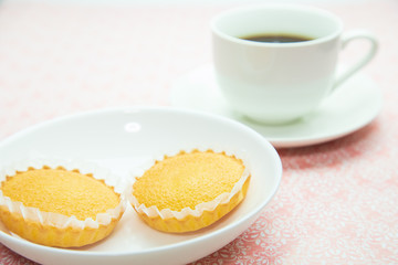 マドレーヌ　スイーツ