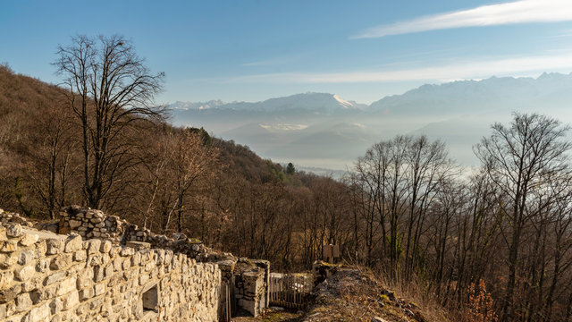 Tour d'Arces - Gr&eacute;sivaudan - Is&egrave;re.