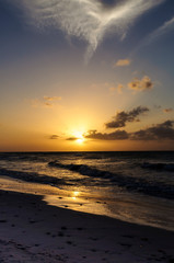 Naklejka na ściany i meble Kubanischer Strand , Sonnenuntergang