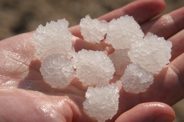 Fototapeta na wymiar The big crystal of salt of Dead Sea