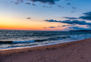 Fototapeta na wymiar Sonnenaufgang am Meeresstrand