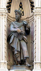 Fototapeta premium Saint Luke by Giambologna Orsanmichele Church in Florence, Tuscany, Italy