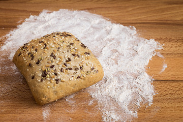 Fototapeta na wymiar Bread with linseed, oats and sesame seeds
