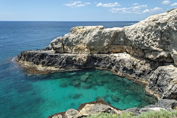 Italia Puglia Capo Santa Maria di Leuca lungomare scogli punta pistola