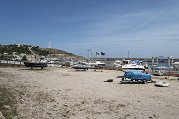 Fototapeta na wymiar Italia Puglia Capo Santa Maria di Leuca lungomare porto