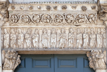 Obraz premium this church was the cathedral of Lucca untill 725 ac in Lucca, Italy