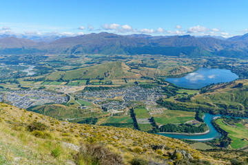 Fototapeta premium view from remarkables ski area at lake wakatipu, queenstown, new zealand 12