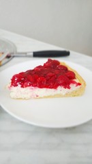 Cheesecake is strawberry 