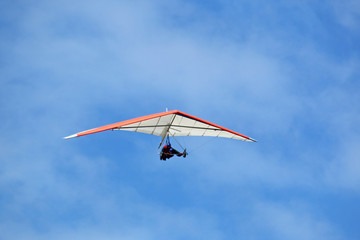 Fototapeta na wymiar Hang Glider flying