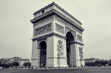 Fototapeta na wymiar Profile or side view of Arc of triumph in Paris France 