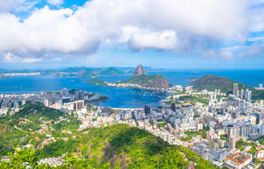Beautiful cityscape of Rio de Janeiro city with Sugarloaf Mountain and Guanabara Bay - Rio de...