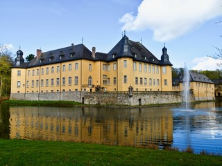 Fototapeta premium German water castle Schloss Dyck