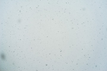 Schneeflocken am Himmel