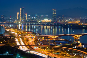 Fototapeta na wymiar Seoul cityscape in twilight, South Korea.