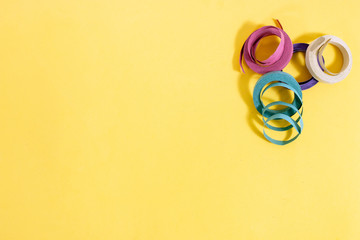 Mixed colorful streamers