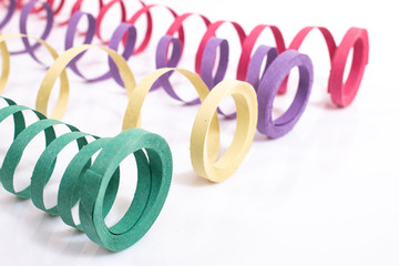 Naklejka premium Mixed colorful streamers
