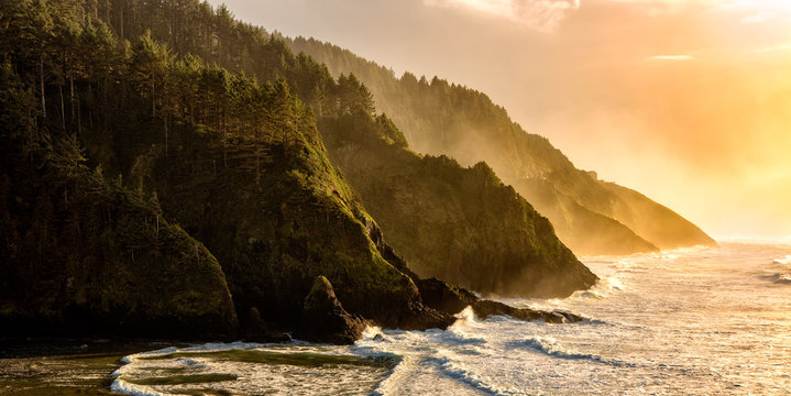Golden hour over the Oregon Coastline