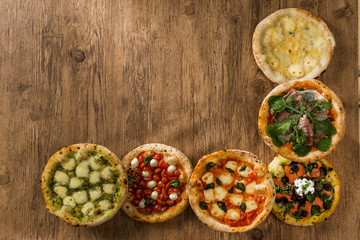 ピッツア　Italian home-made pizza