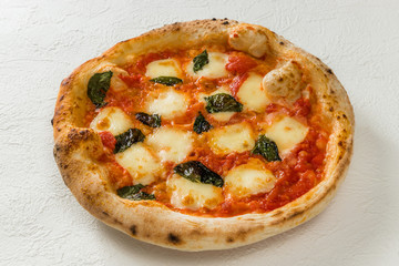 ピッツア　Italian home-made pizza