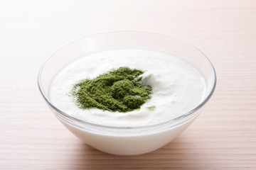 青汁ヨーグルト