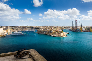Naklejka na ściany i meble Grand Harbour in Valletta & Birgu ( Vittoriosa ) Malta