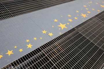 Yellow stars in the checkered plate