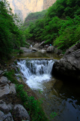 Fototapeta na wymiar yuntai mountain scenic spot natural scenery, jiaozuo city, henan province, China.