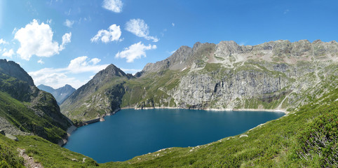 Fototapeta na wymiar Lac de Caillauas