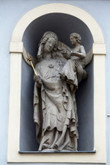 Virgin Mary with baby Jesus, Minoriten kirche in Vienna, Austria 